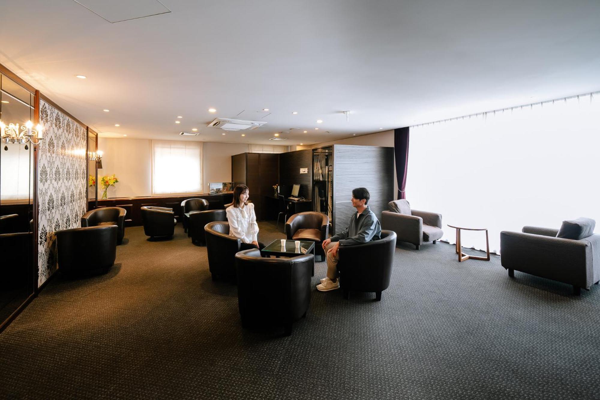 Hotel Hillarys Осака Экстерьер фото