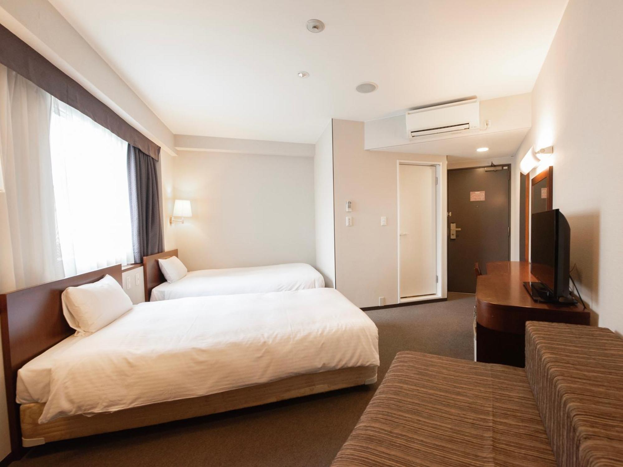 Hotel Hillarys Осака Номер фото