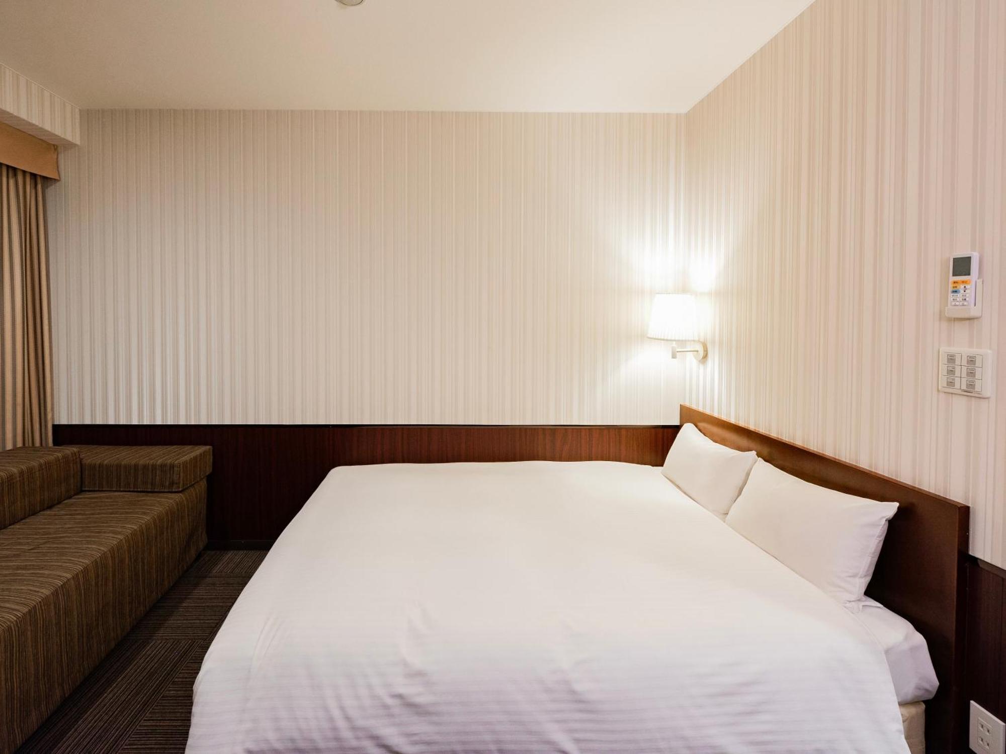 Hotel Hillarys Осака Номер фото